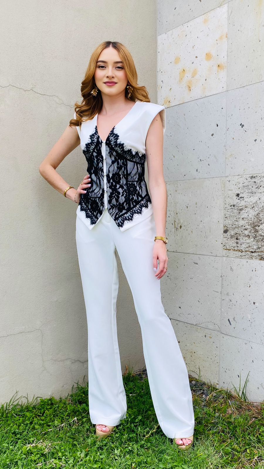 BLUSA ENCAJE