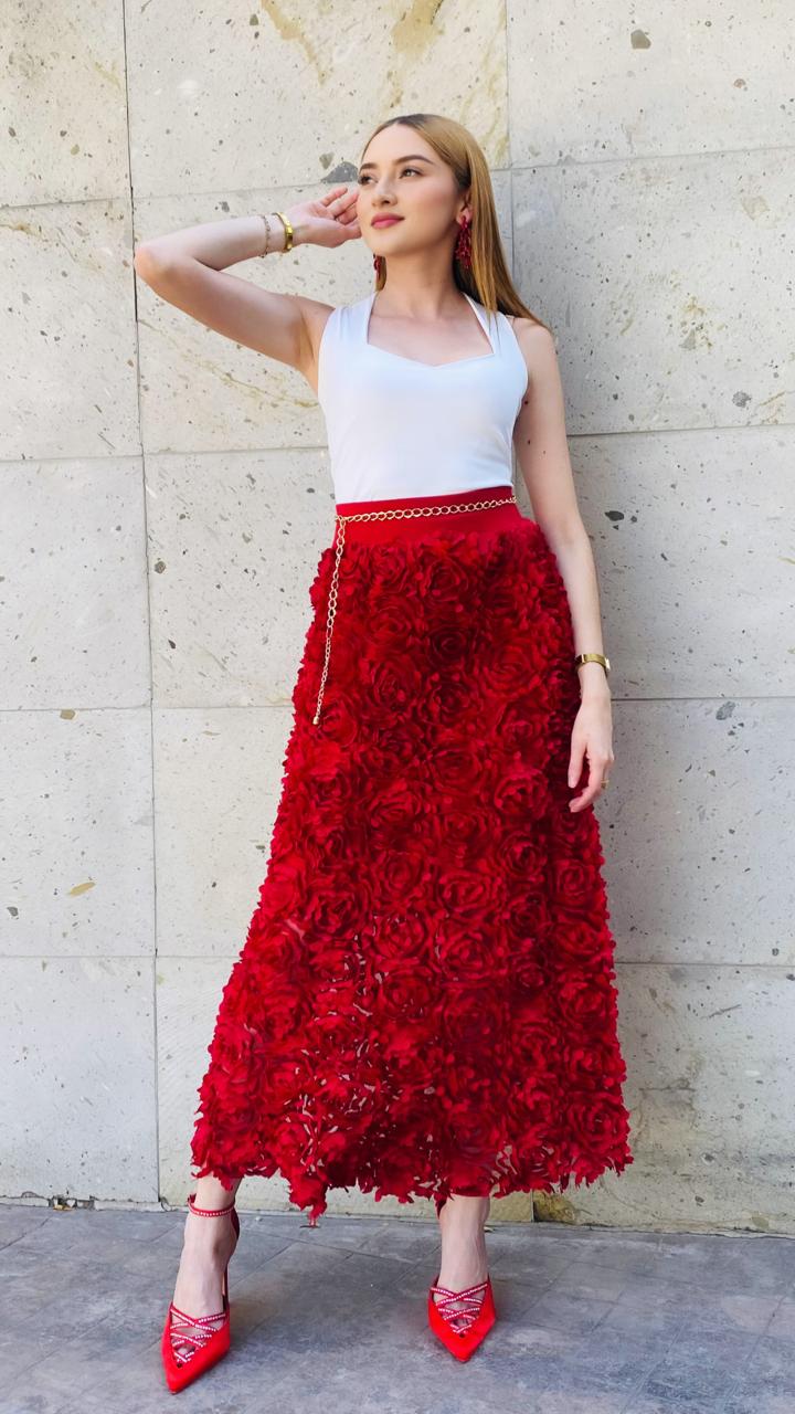 FALDA ROJA FLORES 3-D