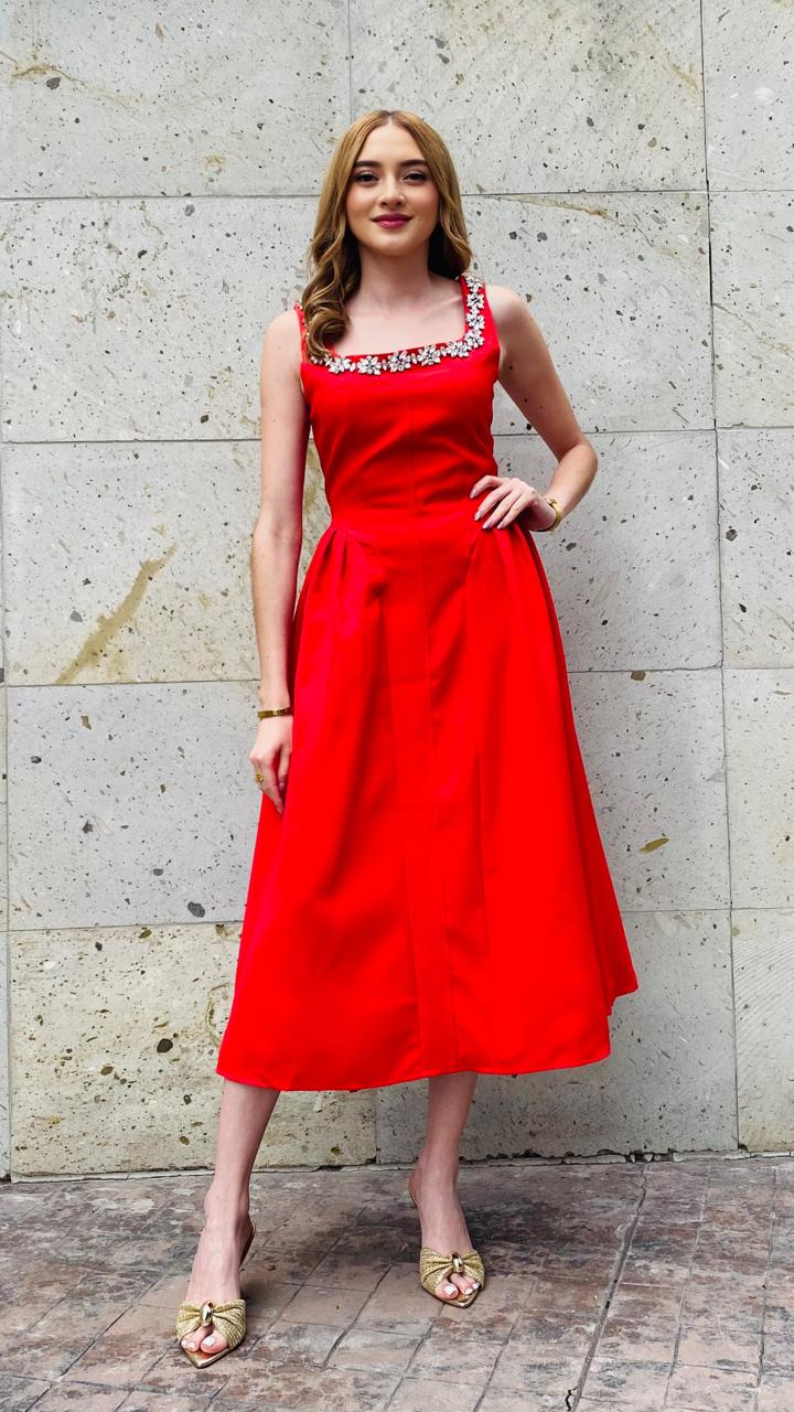 VESTIDO ROJO LISO